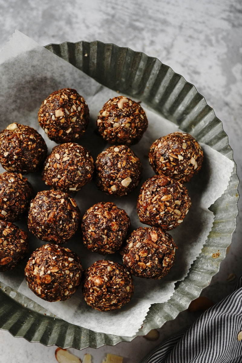 12-Week Muscle Building & Body Toning 3-2-1 Daily Meal Plan + FREE Fit Kit