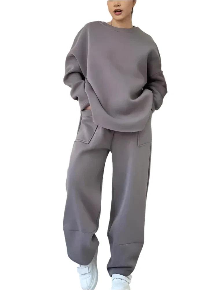 I.R.I.S.E. Relaxed Fit Women's Sweatsuit — Move Comfortably. Look Intentional.